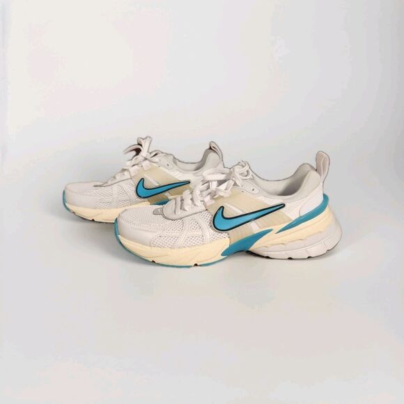 Size 7.5 - Nike V2K Run White Dusty Cactus W - Picture 1 of 6